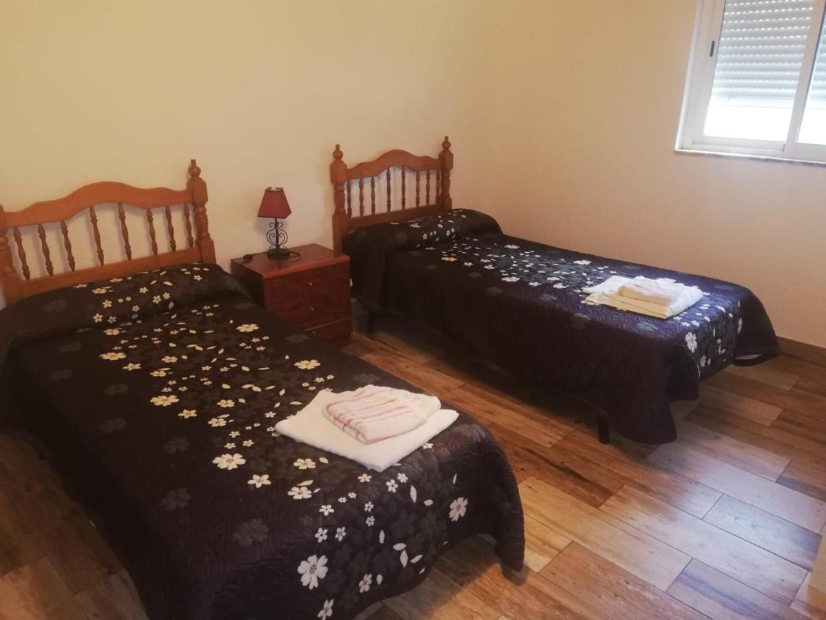 Albergue Santa Ana 산 마르틴 델 카미노 외부 사진