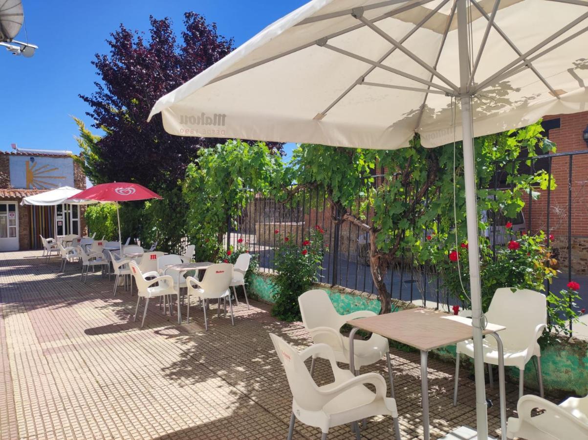Albergue Santa Ana 산 마르틴 델 카미노 외부 사진